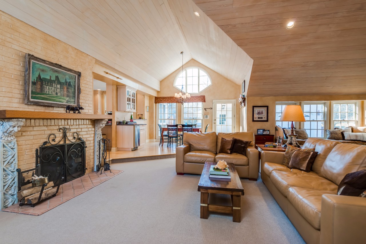 4 Huntleigh Downs