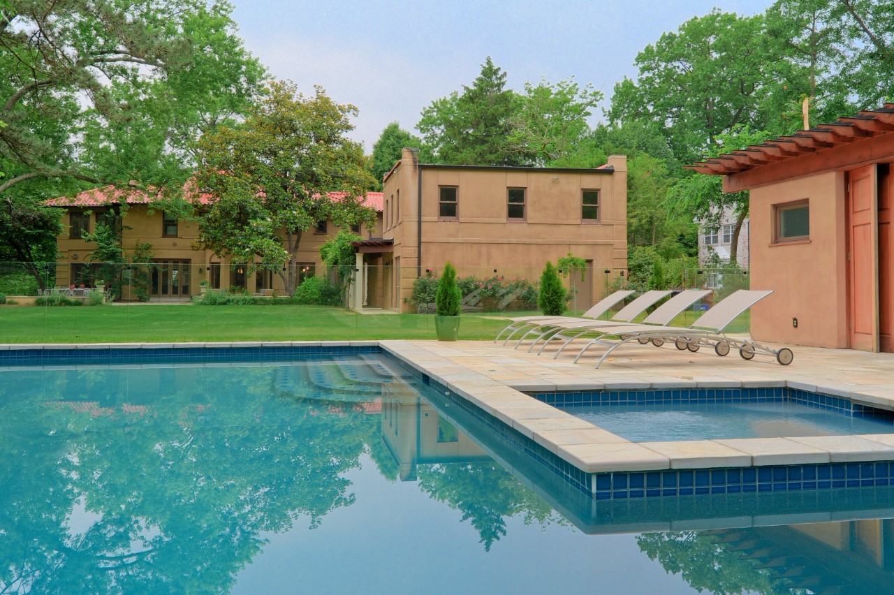 630 W Polo Drive