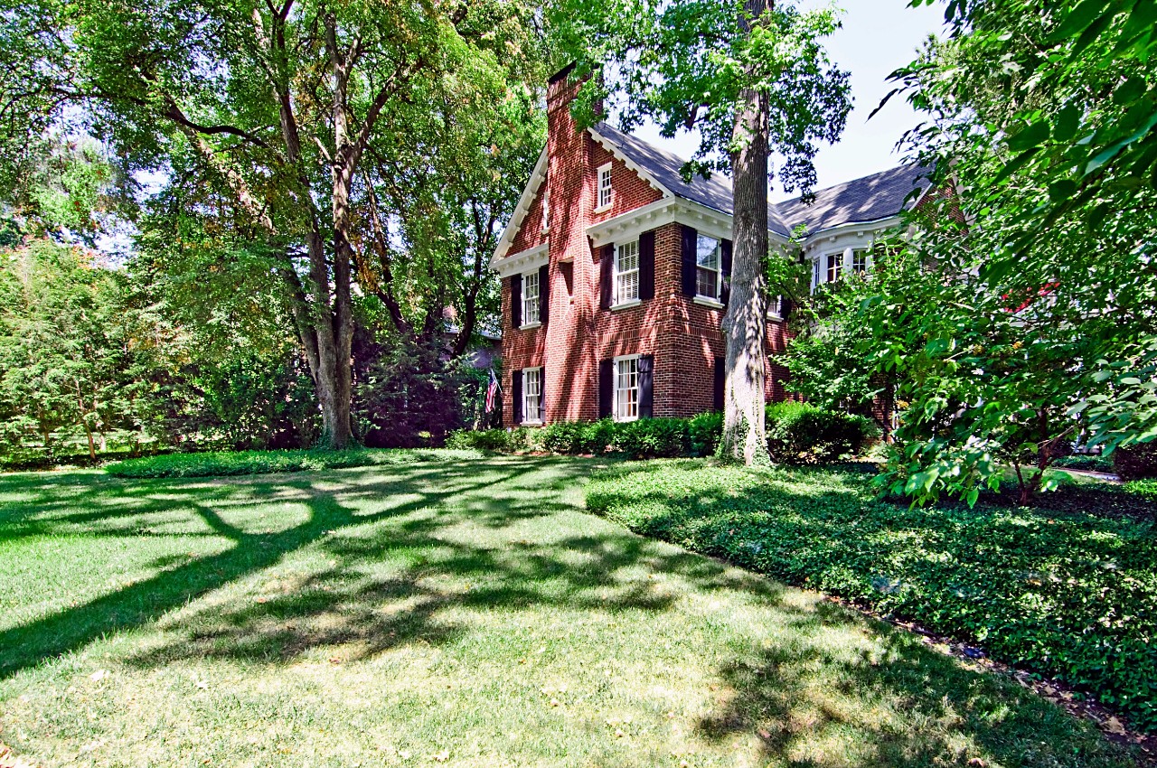 6349 Ellenwood Ave