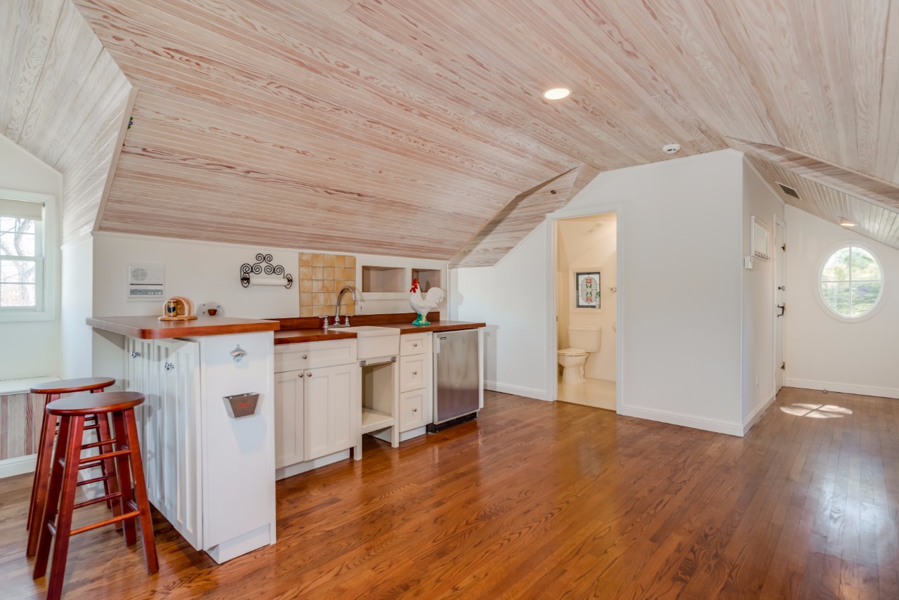 4 Huntleigh Downs