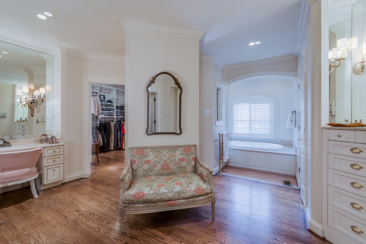 4 Huntleigh Downs