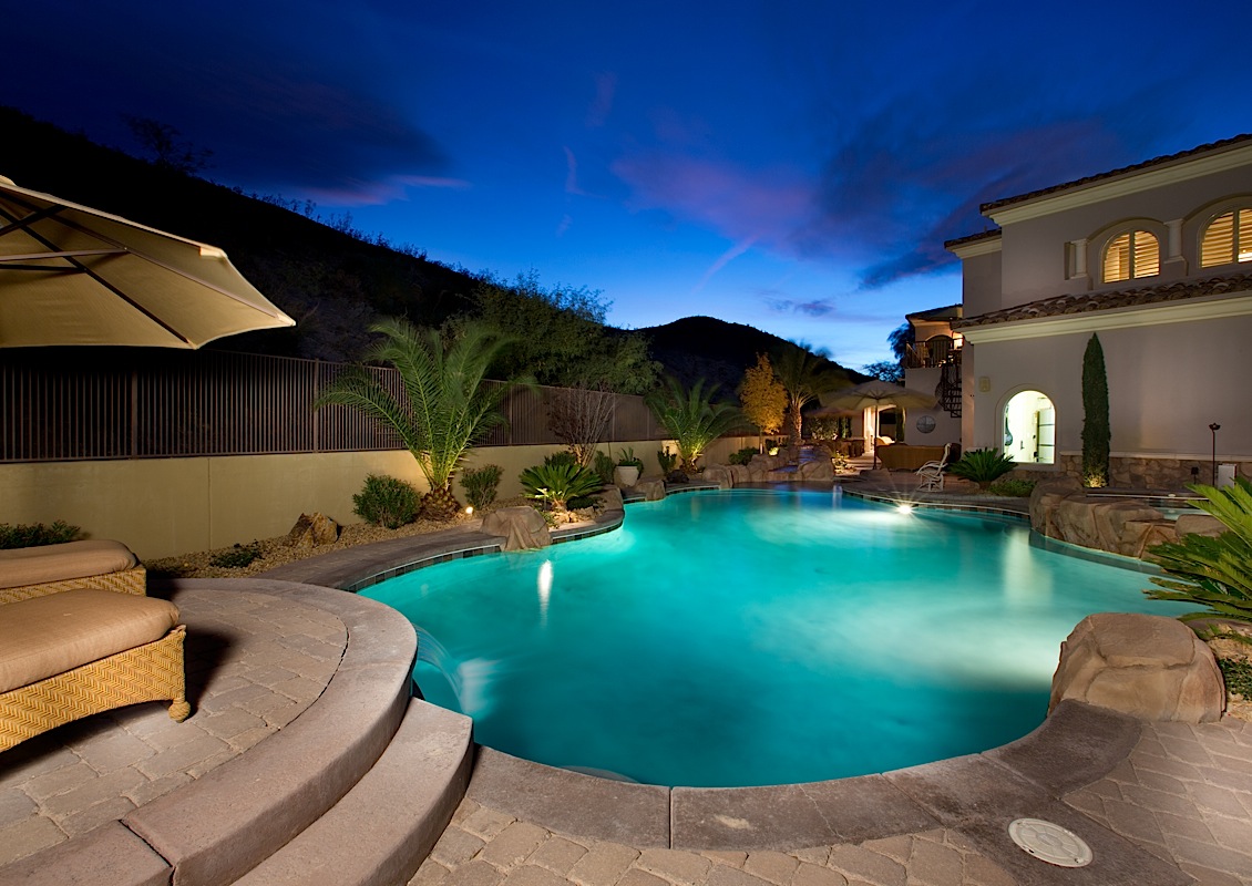 2 Anacapri Dr