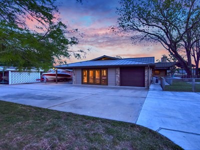 1720 Bluebonnet