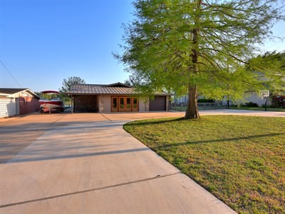 1720 Bluebonnet