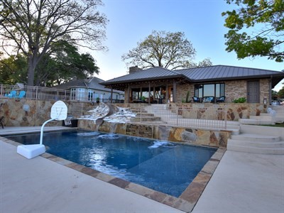 1720 Bluebonnet