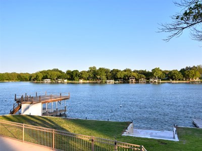 1720 Bluebonnet