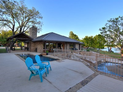 1720 Bluebonnet