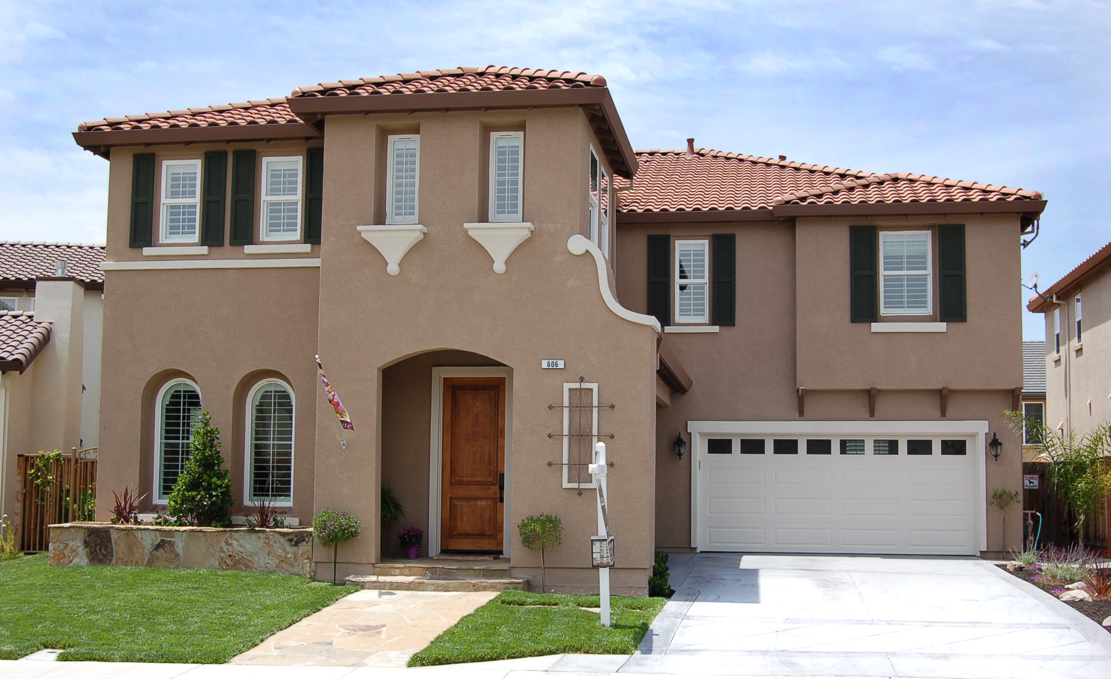 606  Dromana Court