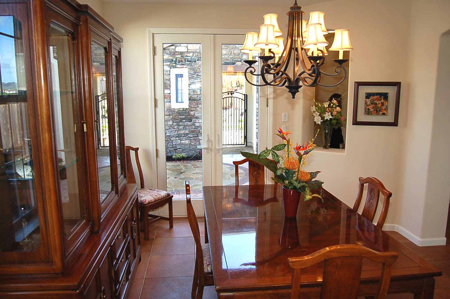 1806  Hollyview Drive
