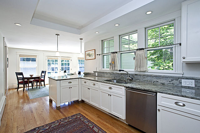105 Larchwood Drive