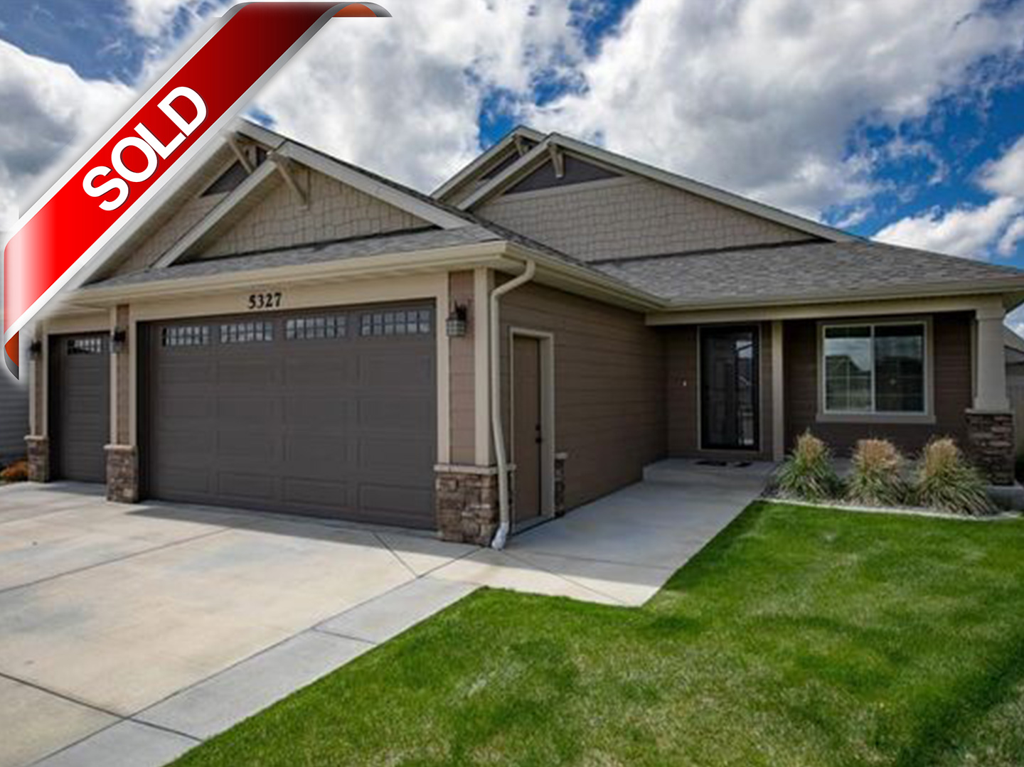 5327 N Thunder Mountain Cove