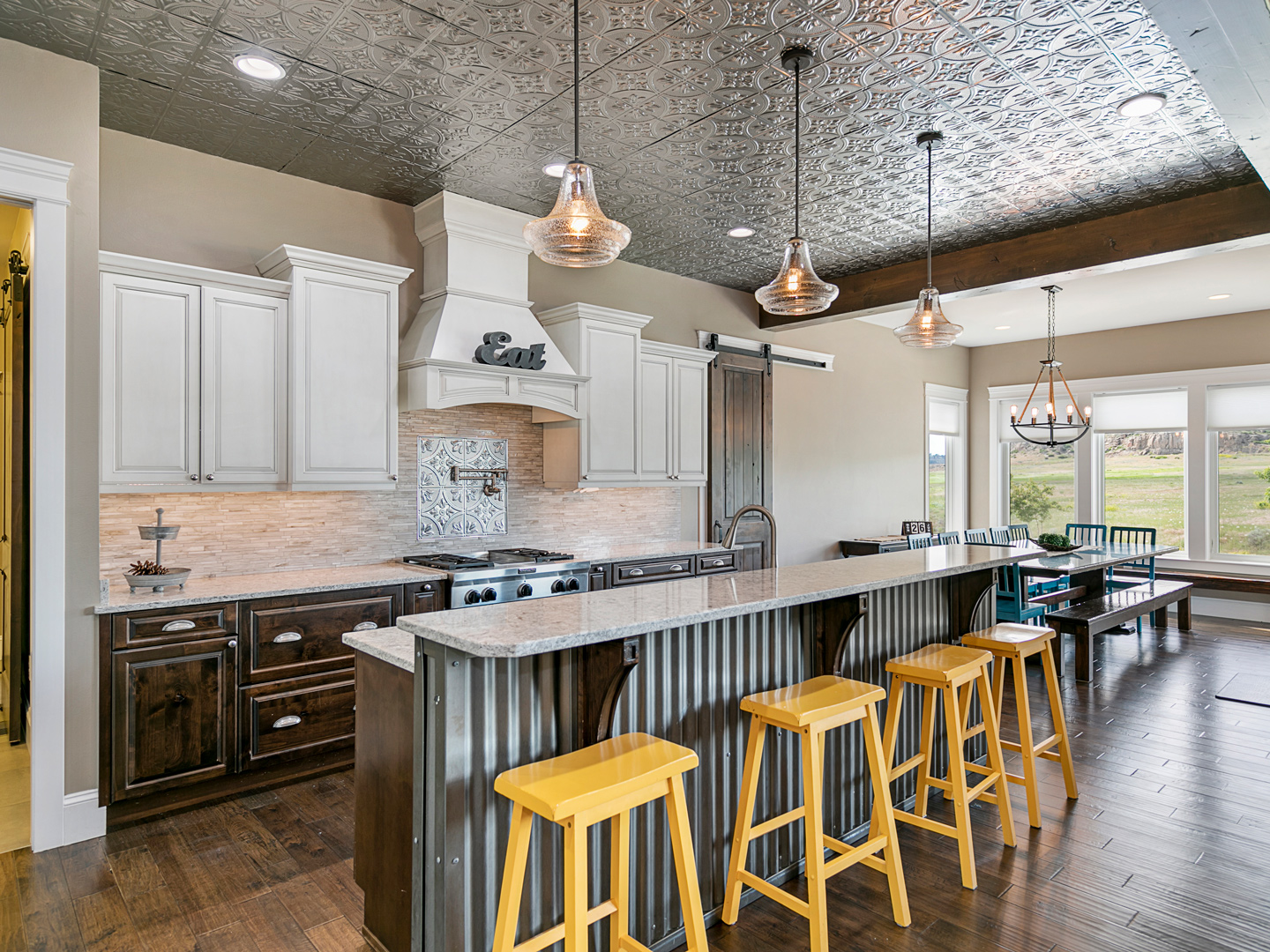 6281 CANYONWOODS DRIVE