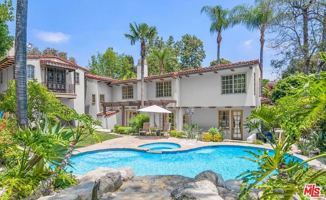 1125 San Ysidro Dr
