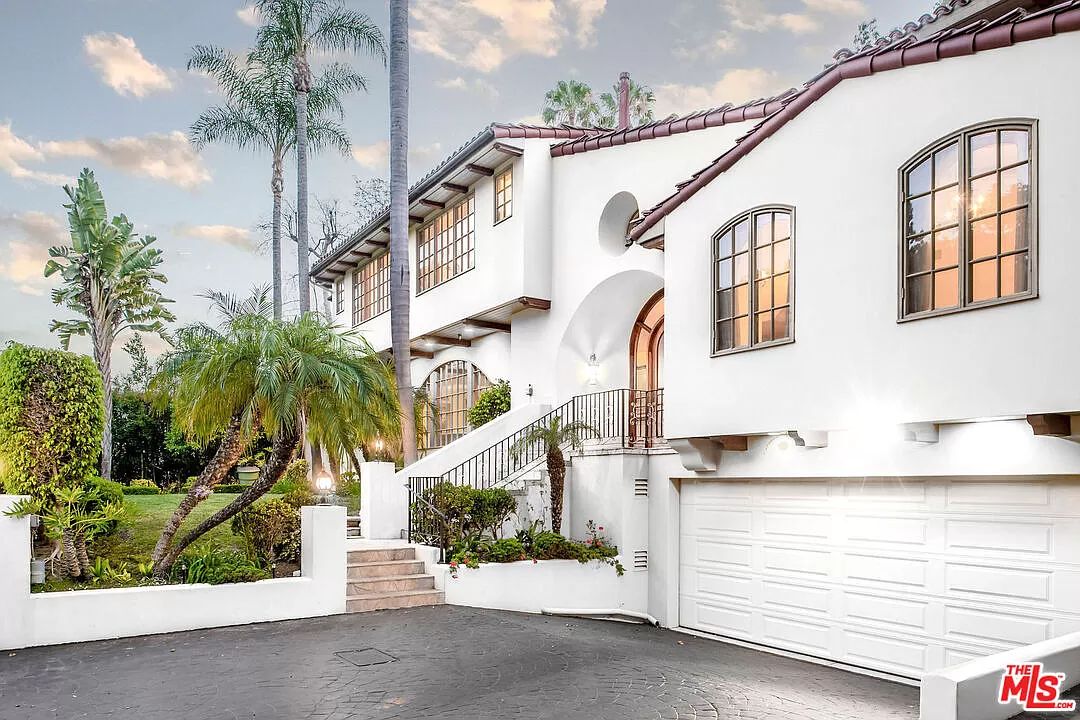 1125 San Ysidro Dr