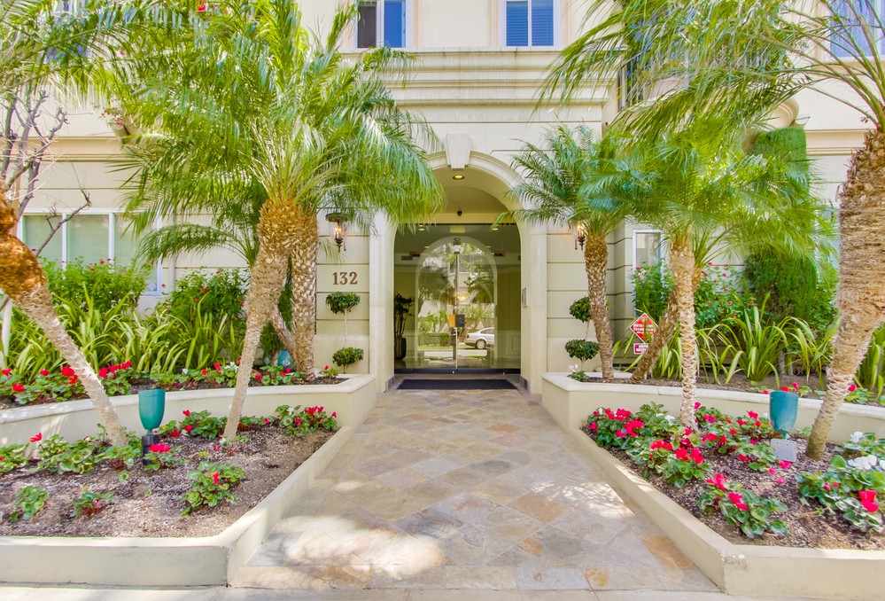 132 Maple Drive  201