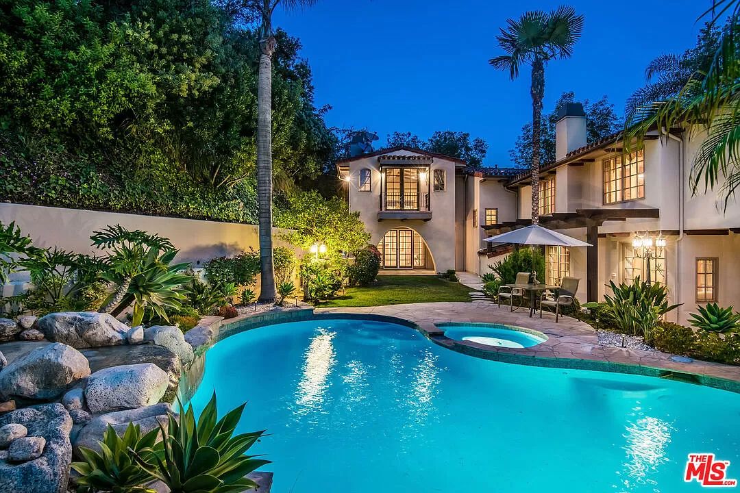 1125 San Ysidro Dr