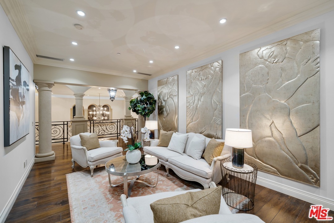 2140 Stratford Circle