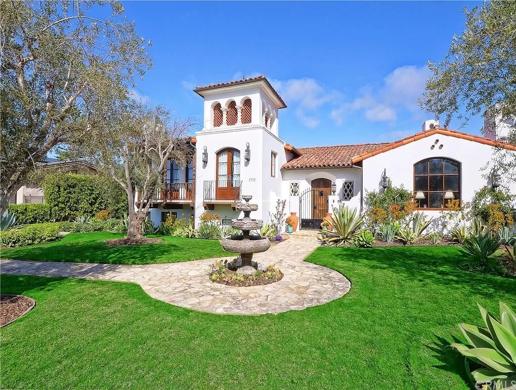 2112  Paseo Del Mar