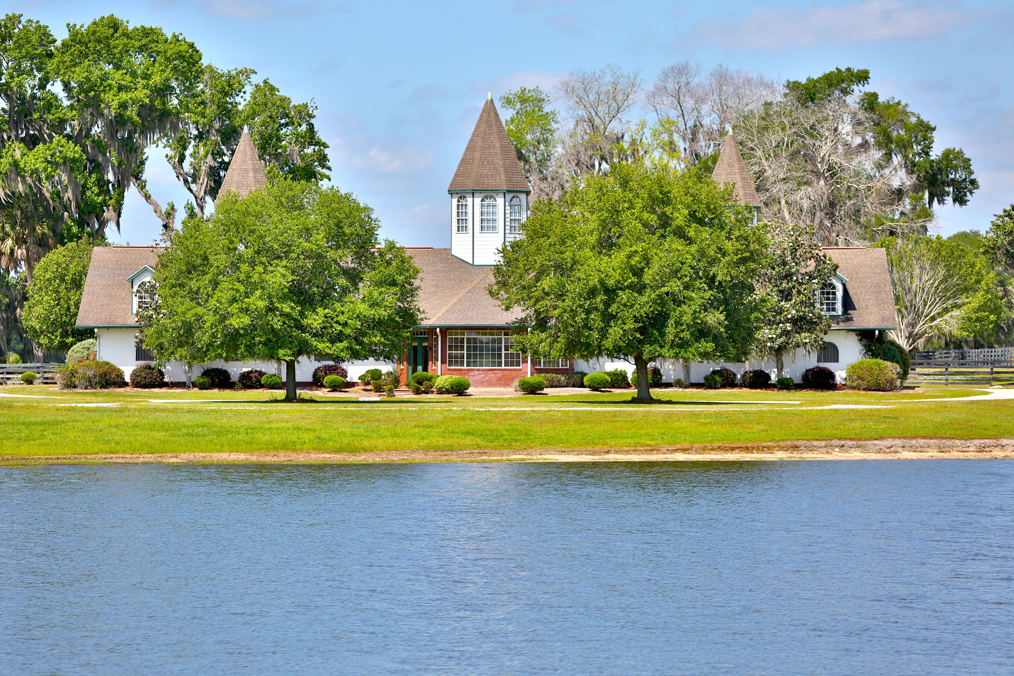 15400  S Highway 301