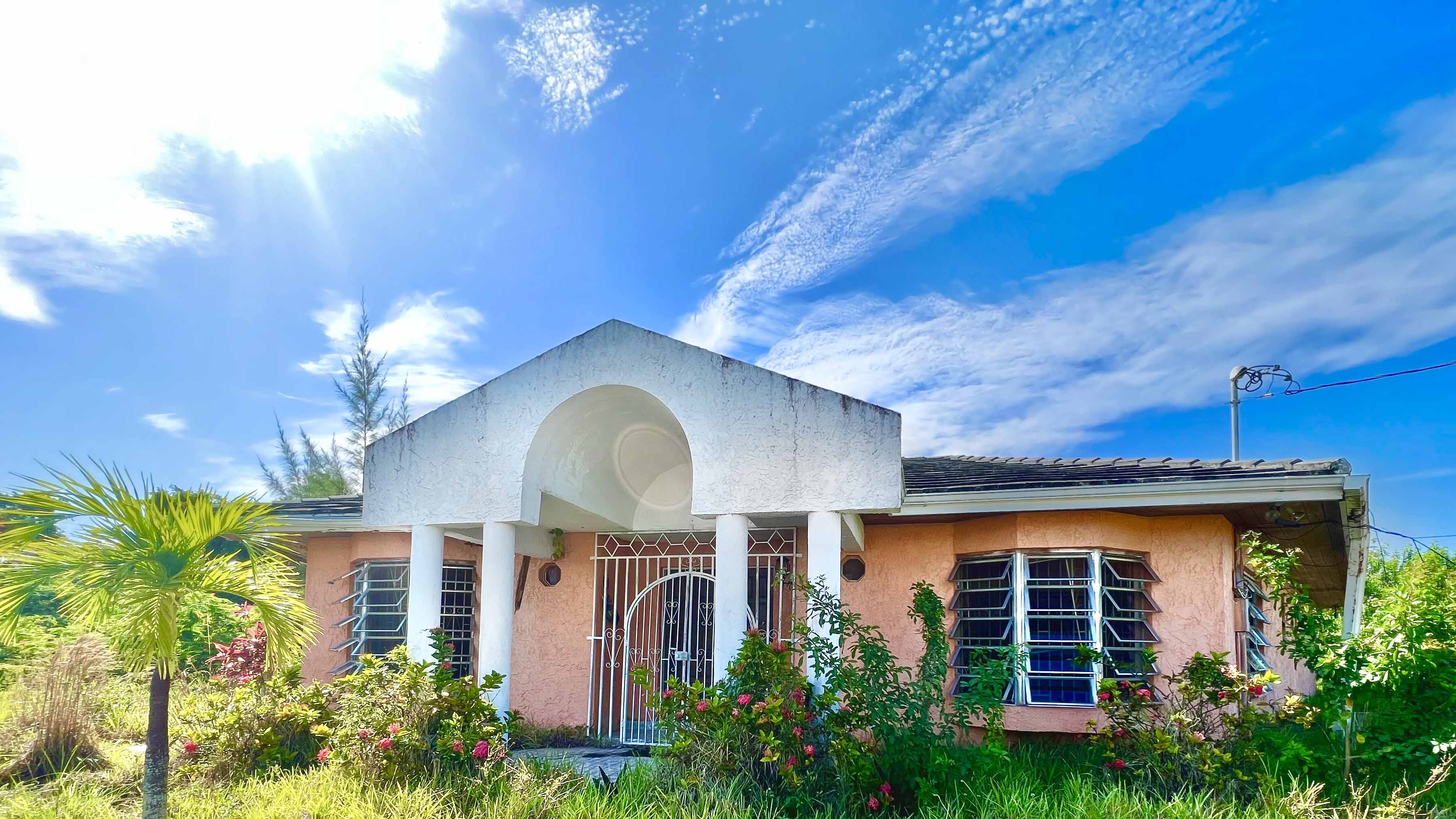 Residential for sale in Grand Bahama/Freeport, Bahamas, 53473