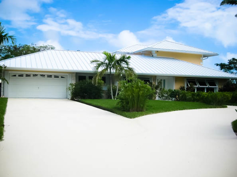Beautiful Canalfront Home In Fortune Bay, Grand Bahama/Freeport, Bahamas