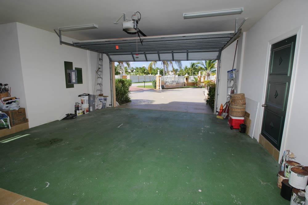 Beautiful 4 Bedroom Estate at Princess Isles