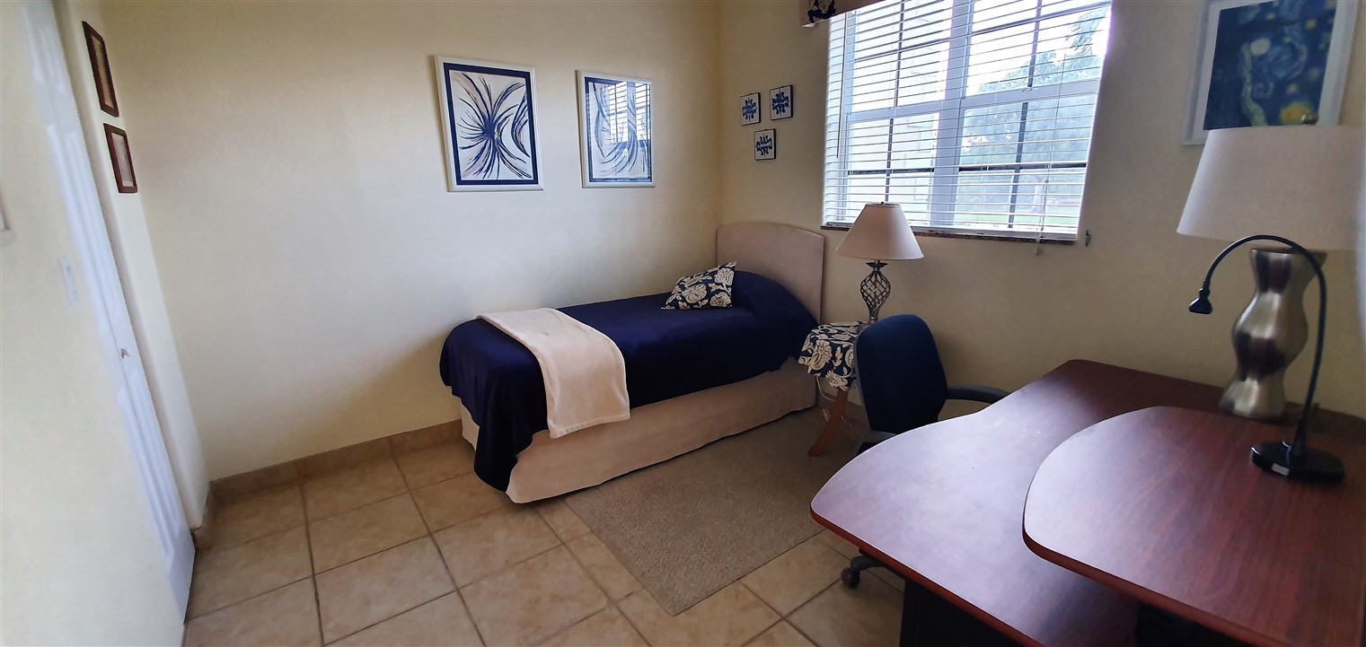 Beautiful Canalfront Condo at Channel Bay Club