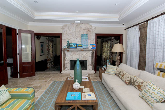 Luxurious Canal-front Estate
