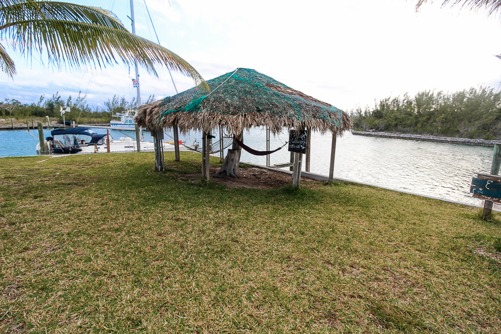Canal Front Estate in Bell Channel