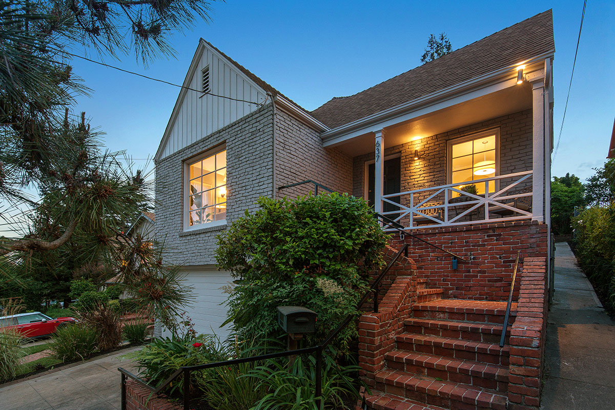 637 Boulevard Way