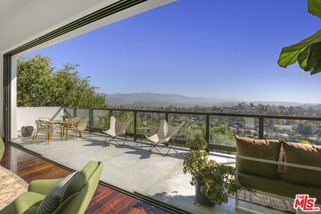 2300 Ronda Vista