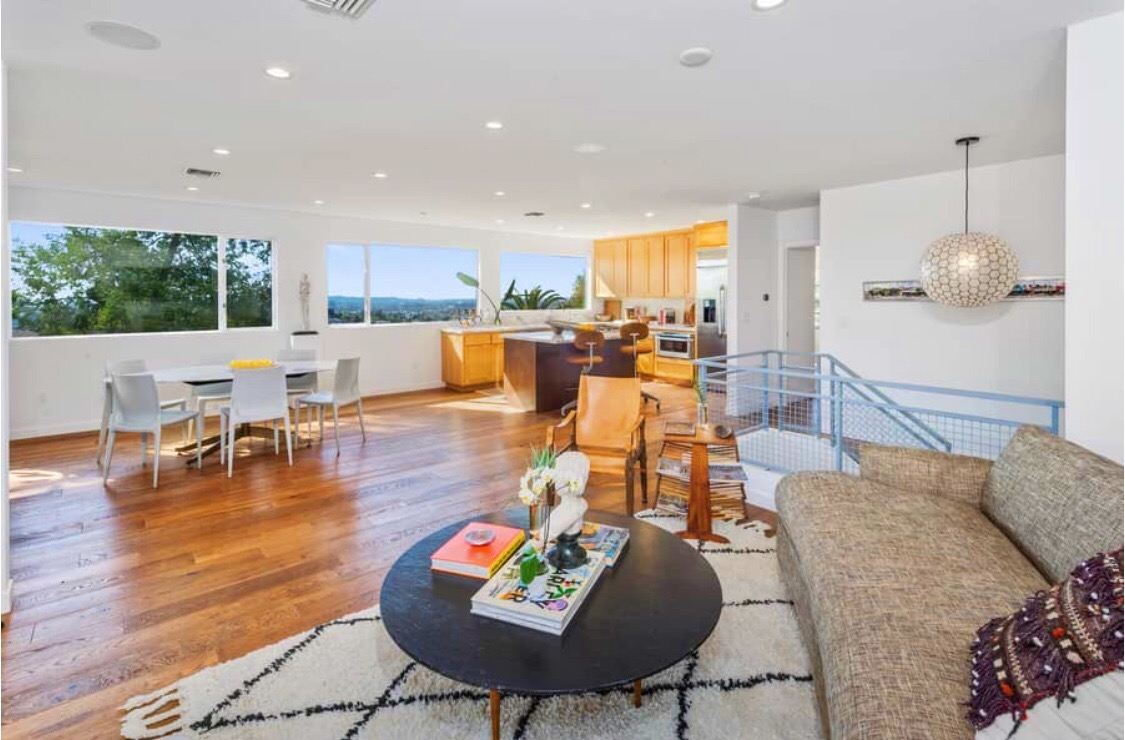 1817 Micheltorena St.