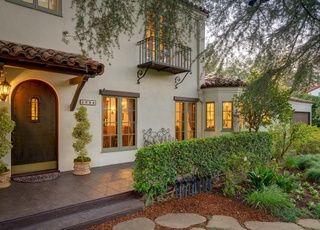 2084 Meadowbrook