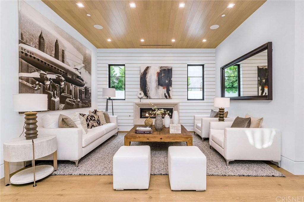 12942 Bloomfield