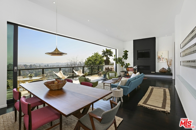 2300 Ronda Vista