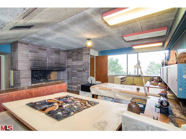 2173 Redcliff