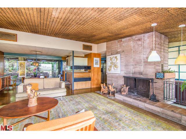 2173 Redcliff