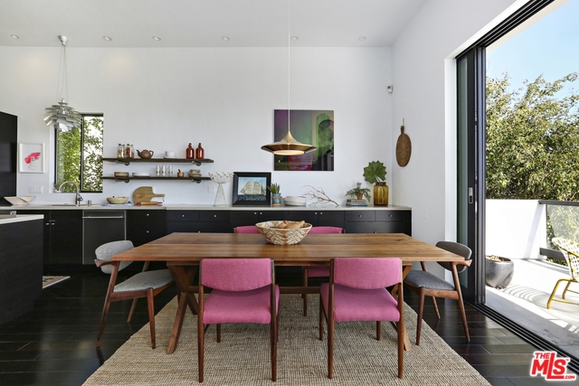 2300 Ronda Vista