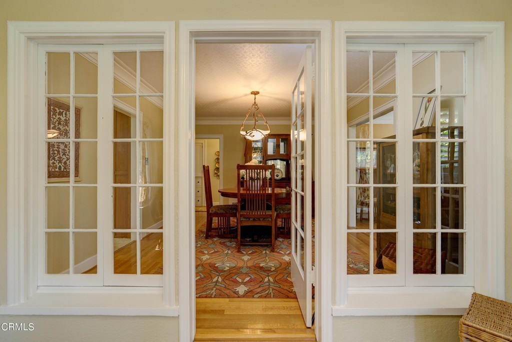 1296 E Calaveras