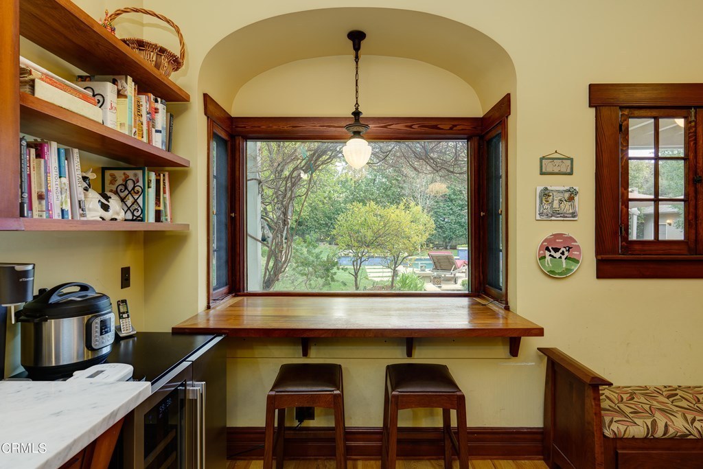 972 Los Robles