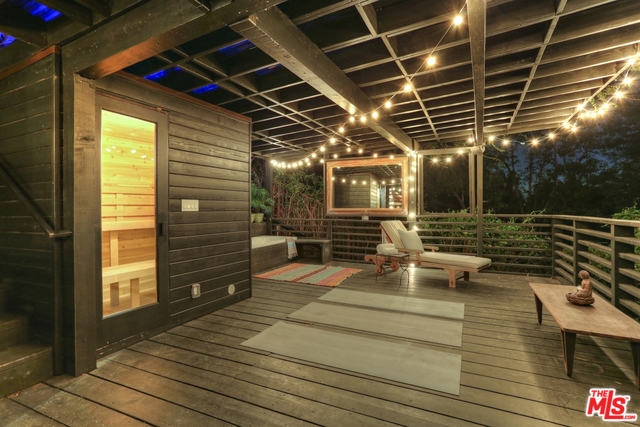 2300 Ronda Vista