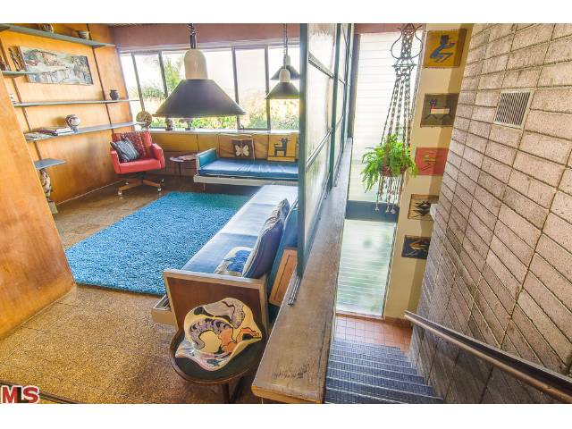 2173 Redcliff
