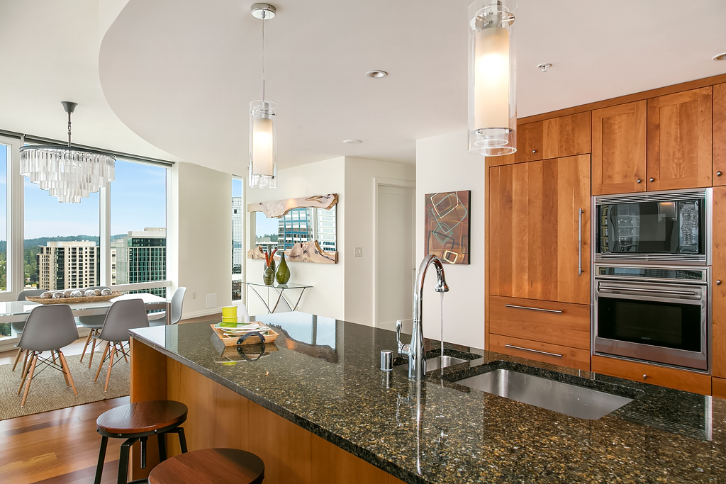 500 106th Ave NE 2801