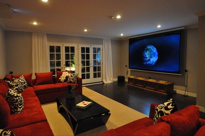 360 N. Poinsettia Pl