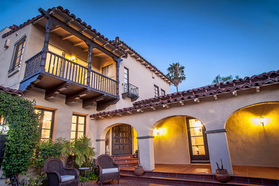 128 S Alta Vista Blvd