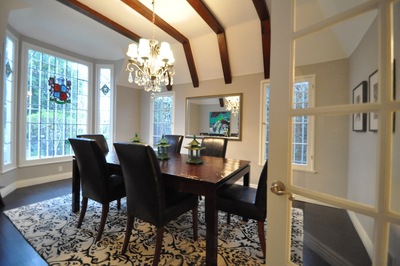 360 N. Poinsettia Pl