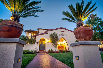 128 S Alta Vista Blvd