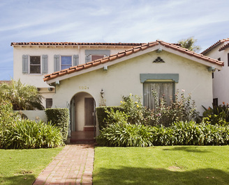 120 S. Poinsettia Place