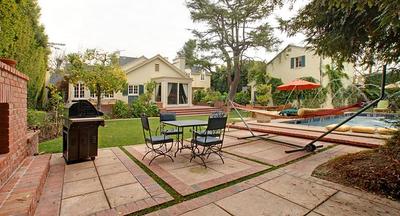 345 S. Rossmore Avenue