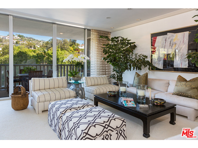 9255 Doheny Rd 703